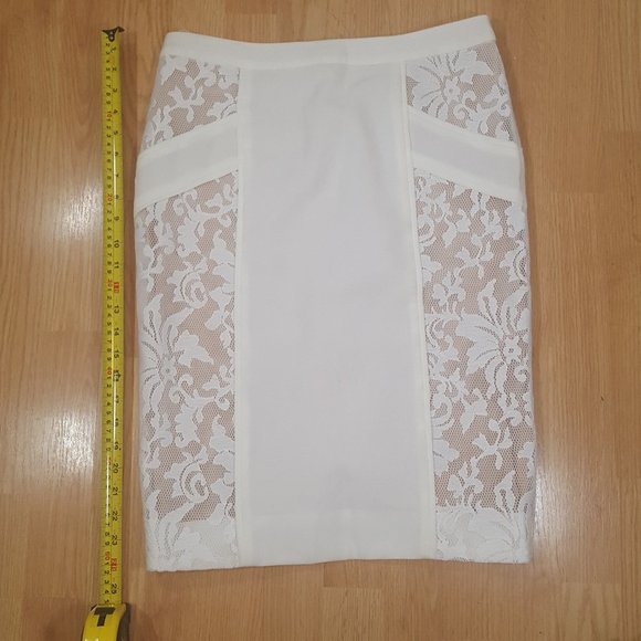 Black Label Dresses & Skirts - Black Inc White Skirt Size L